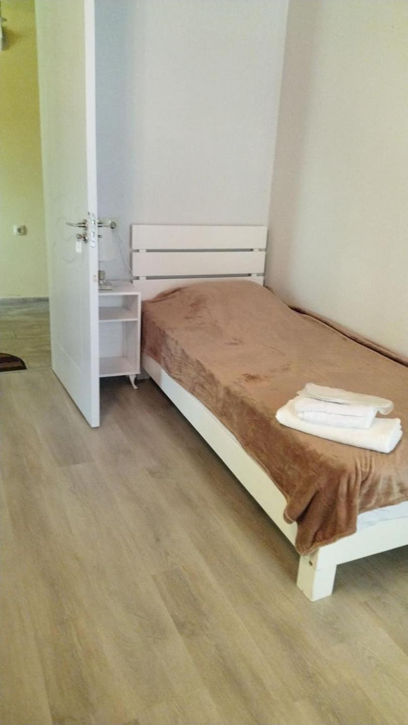 Hotel Alismereti Zekari Buitenkant foto