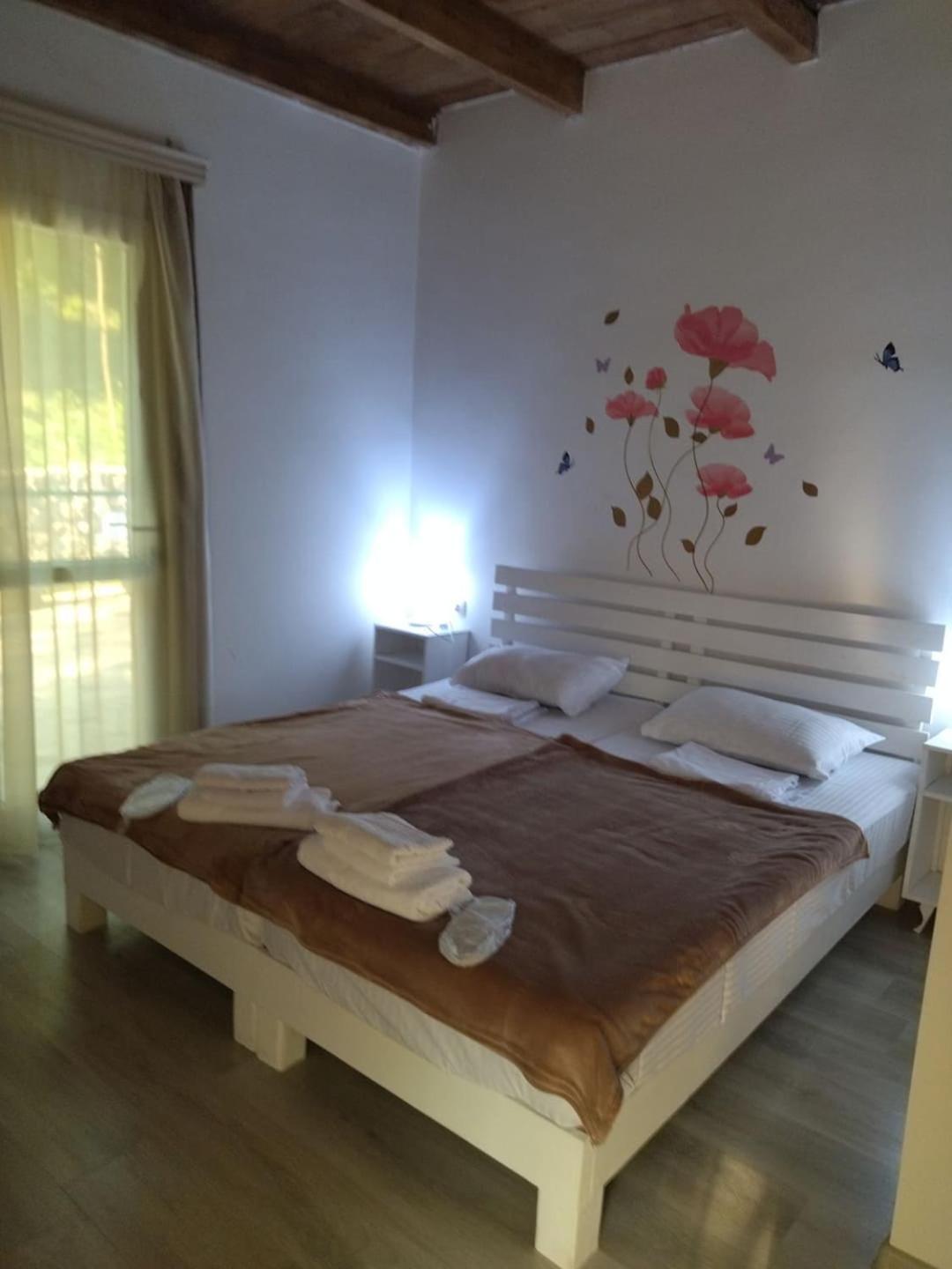 Hotel Alismereti Zekari Buitenkant foto